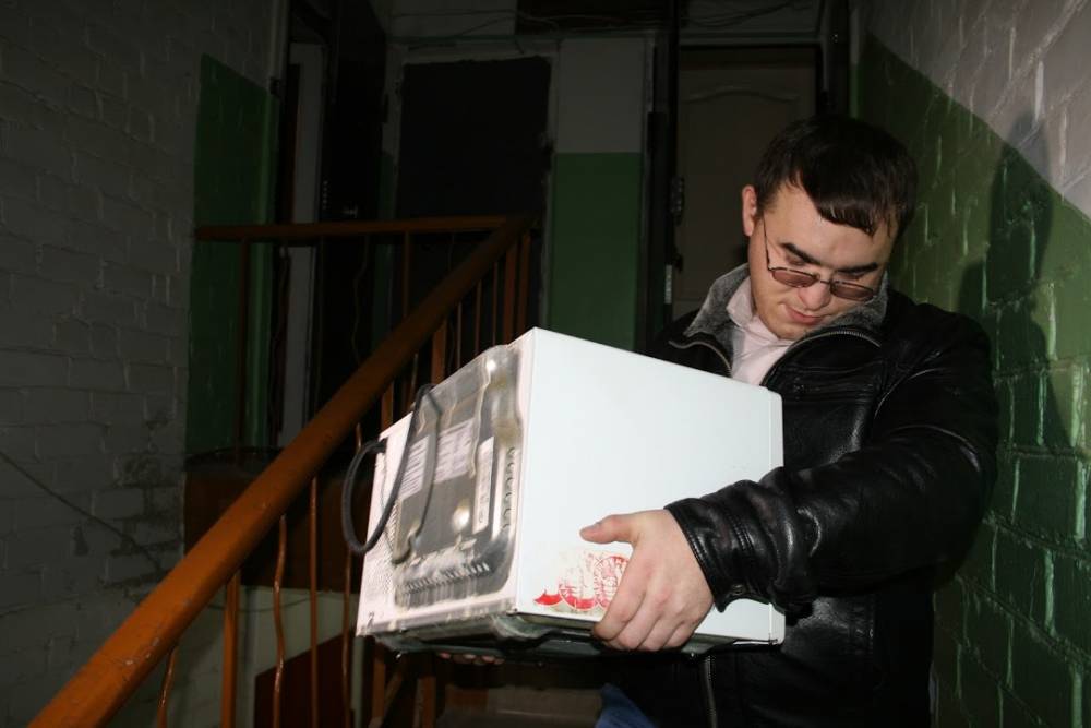 У должников за тепло в Перми арестовали машины и бытовую технику