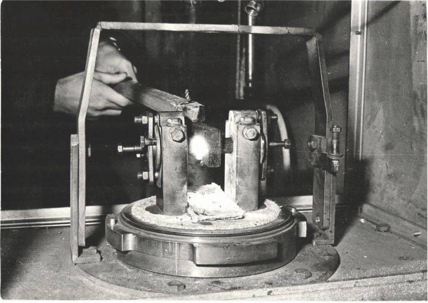 Пермские ученые изобрели нож, способный разрезать танки «Абрамс» и «Леопард»