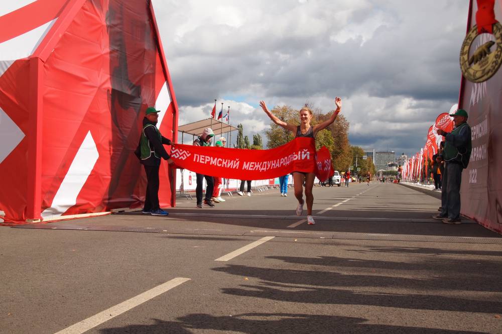Пермский марафон на дистанции 42 километра выиграли спортсмены из Санкт-Петербурга и Тольятти