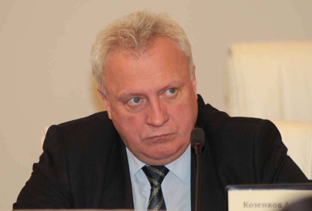 Александр Козенков покинет должность главы Ленинского района