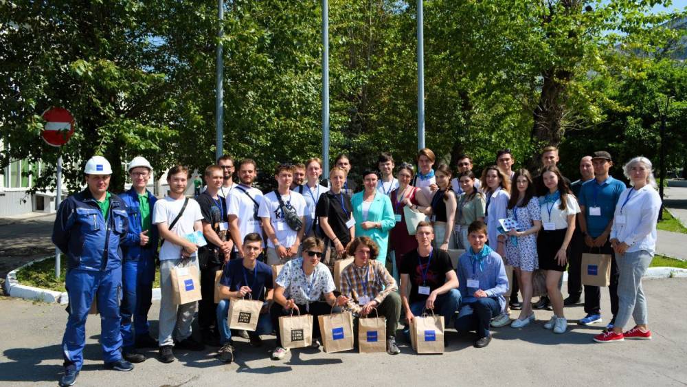 ​«Масштаб воодушевил»: студенты МГУ на ПЦБК познакомились с экономикой замкнутого цикла