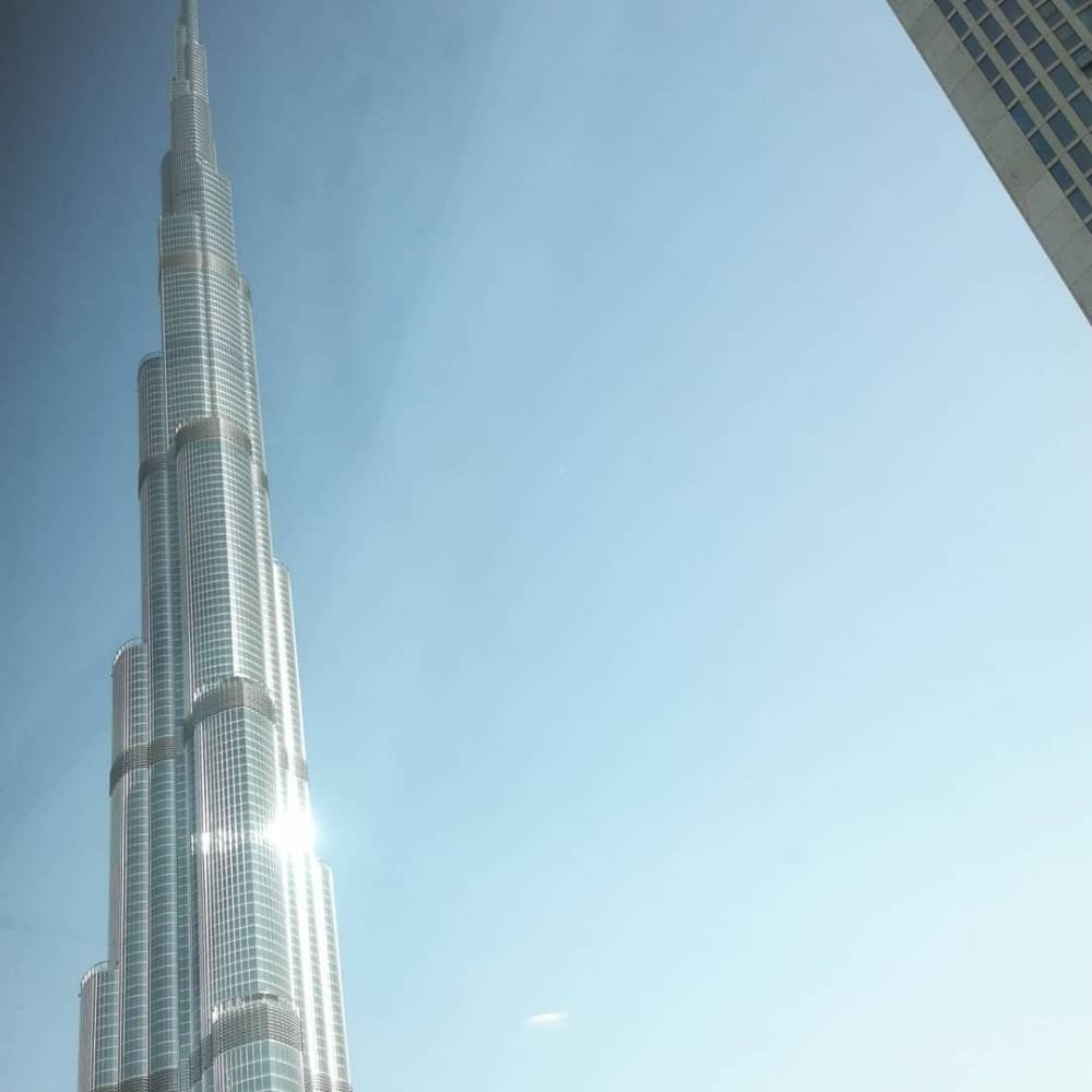 Цветок в пустыне. Корреспондент Business Class – о путешествии в ОАЭ 