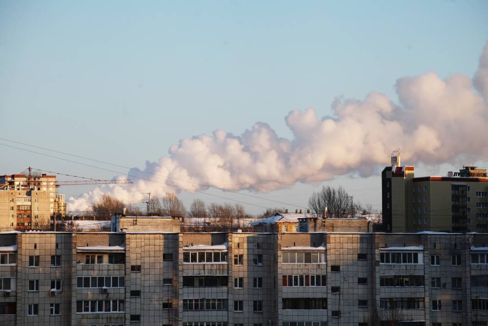 МЧС предупреждает о неприятном запахе в воздухе в Прикамье