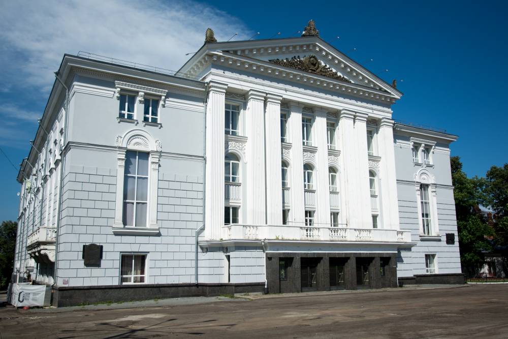 Проектировщик новой сцены оперного театра взыскивает с краевых властей 152 млн рублей