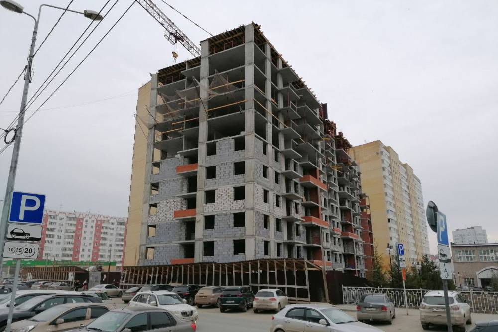 ​Суд отложил на 12 мая рассмотрение спора вокруг строительства дома по ул. М. Горького, 86