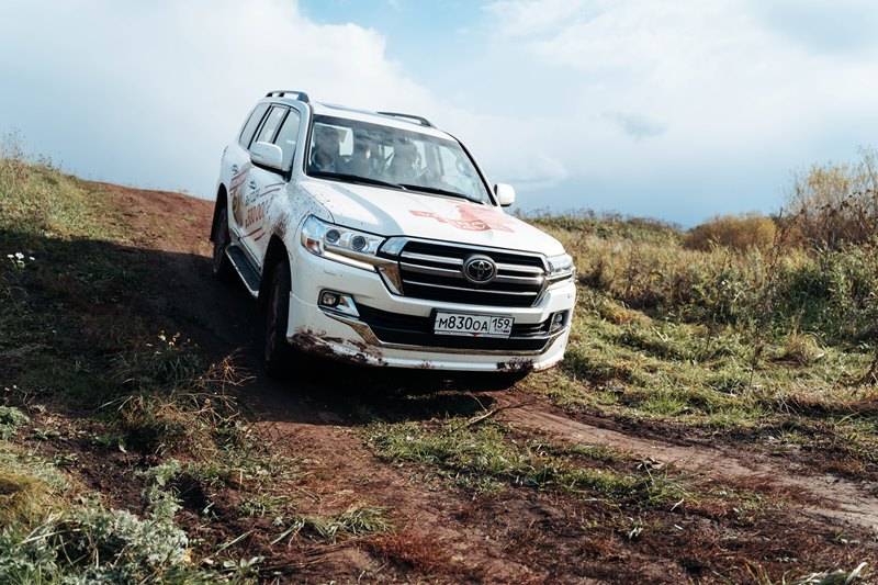 В VERRA прошел праздник в честь 10-миллионного Toyota Land Cruiser