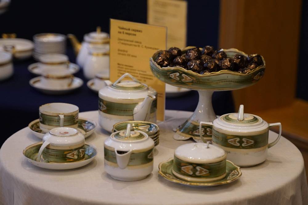 ​Археологи показали дореволюционный клад, найденный на месте дома купца Трутнева в Перми