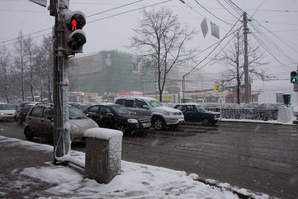 ​В ГИБДД Перми предупредили об ухудшении ситуации на дорогах из-за погоды