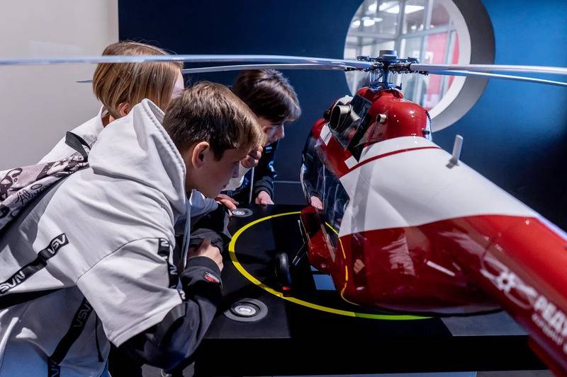 ​С парты за штурвал. Большое интервью с директором авиакомпании «Геликс» Вадимом Балдиным