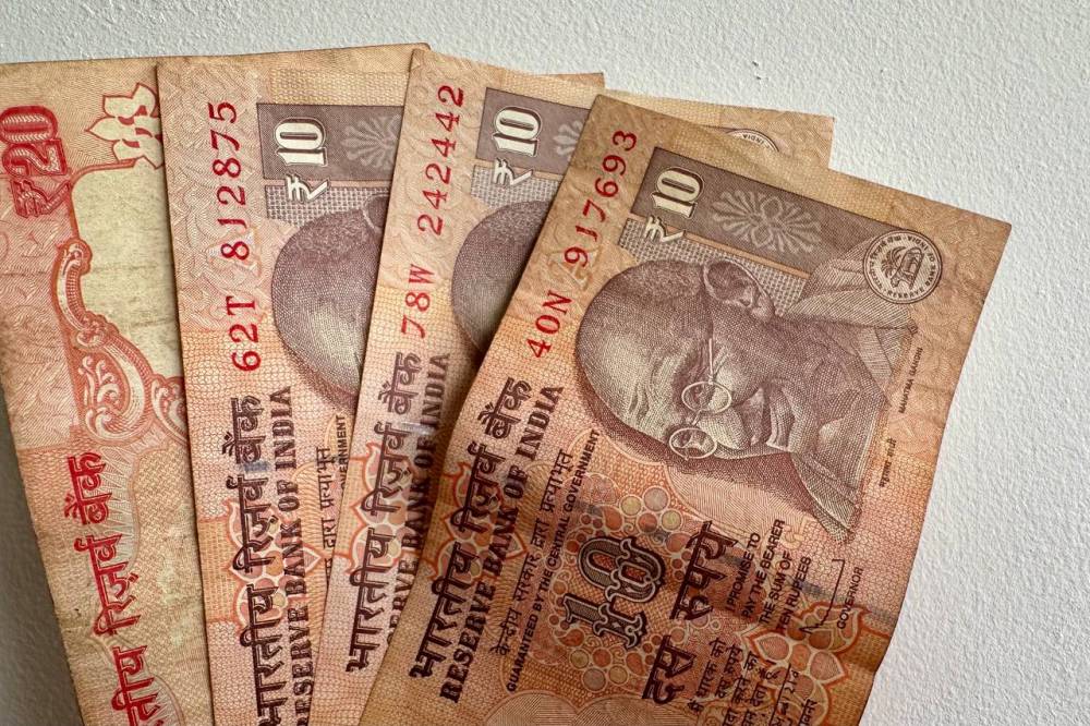 ВТБ запустил депозиты в индийских рупиях для бизнеса