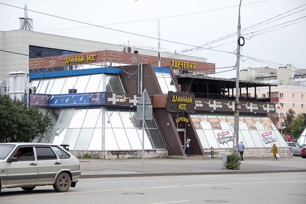 ​Собственница «малой пирамиды» на ул. Крисанова в Перми взыскала с мэрии компенсацию за изъятие