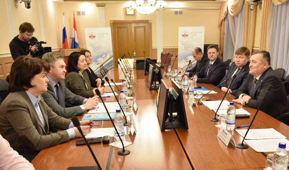 Добрососедские отношения. В Пермь с рабочим визитом приехала делегация из Кировской области