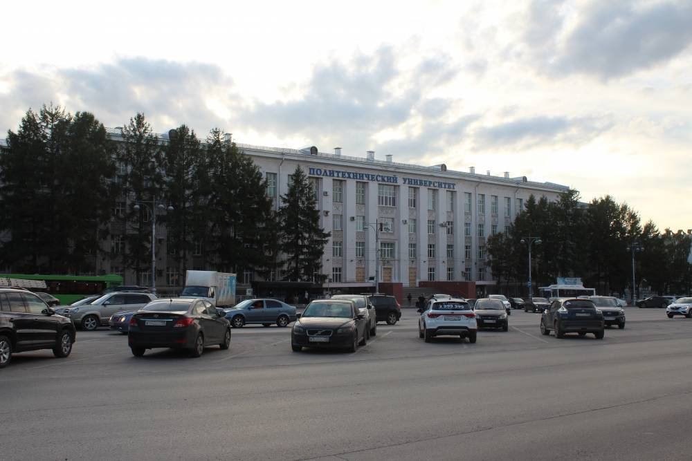 В Перми ограничат движение транспорта в районе Октябрьской площади
