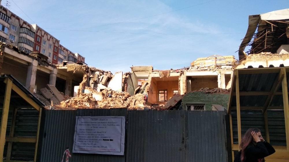 ​В Перми сносят здание «Горьковских бань»