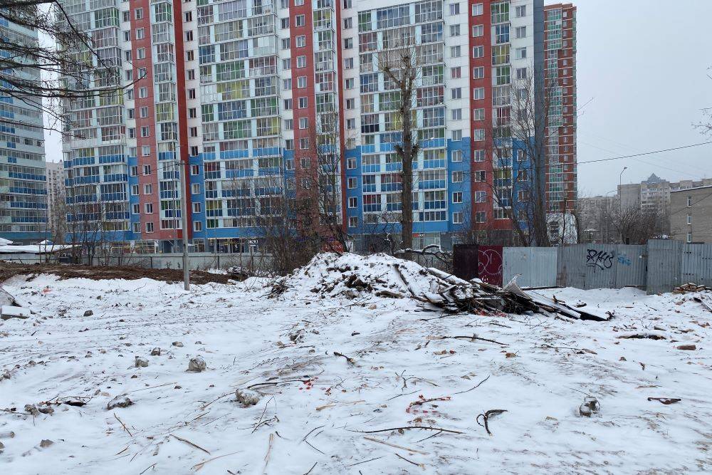 В Перми для строительства ул. Крисанова снесли частный дом, изъятый через суд