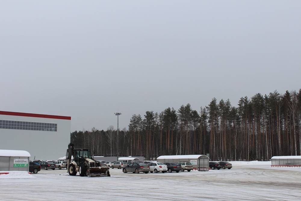 В Перми предприниматели стали вывозить снег после замечаний районных властей