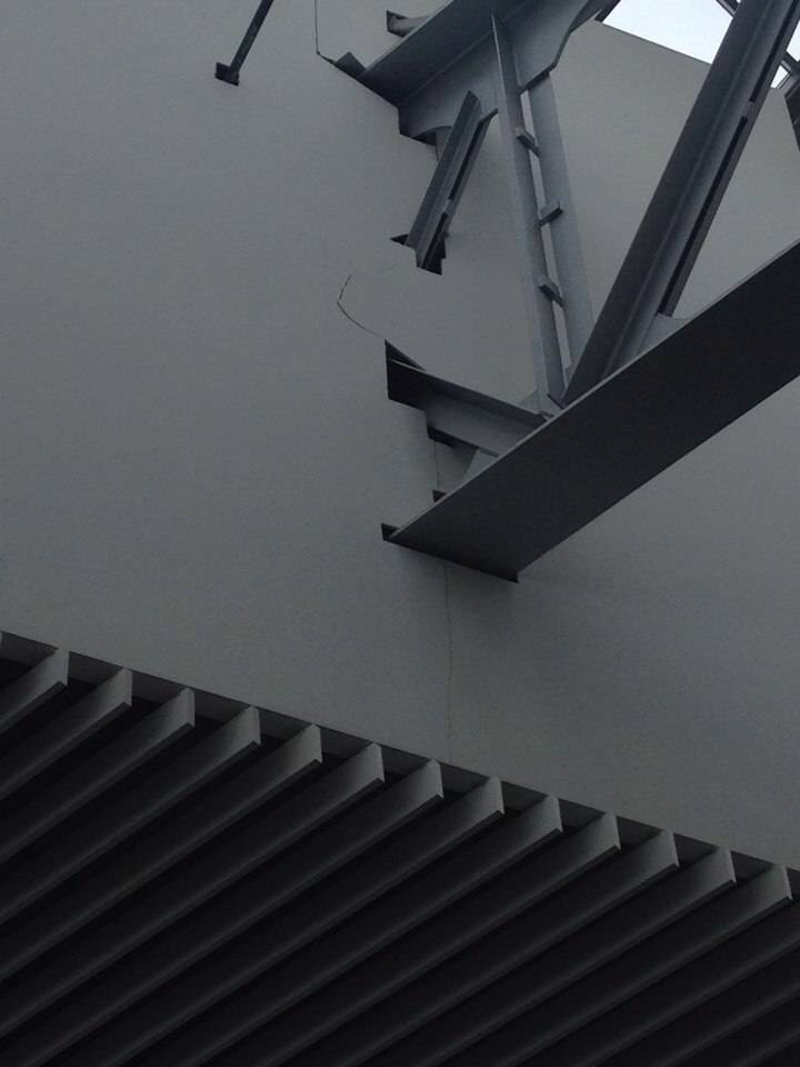 Трещины в зале нового терминала аэропорта Перми устранят по гарантии