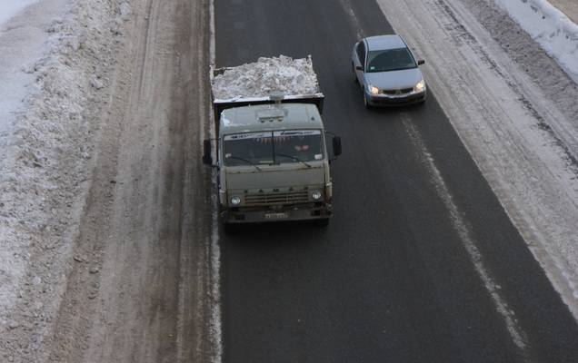 ​На трассе Пермь-Екатеринбург полицейские спасли замерзающего водителя