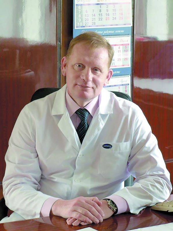 Научить работать головой и руками. В Пермском медицинском университете создали «Школу хирургов»