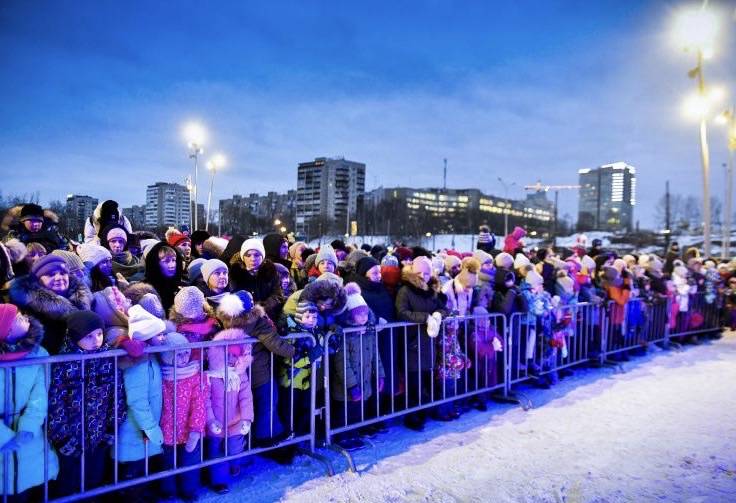 Пять тысяч пермяков приняли участие в зажжении новой новогодней ели