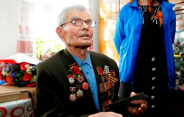 В рамках проекта «Единой России» «Историческая память» ветеран войны поделился воспоминаниями