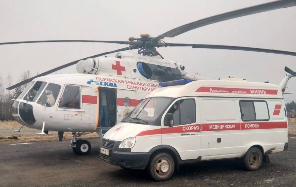 В Пермь на вертолете доставили женщину с коронавирусом