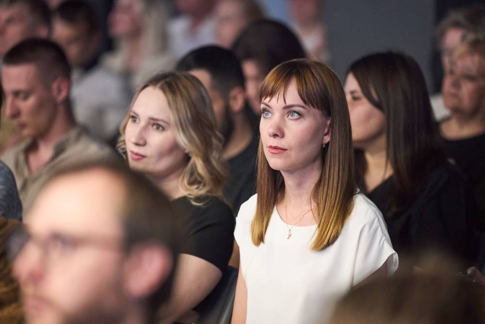 ВТБ узнал, на что чаще тратит молодежь