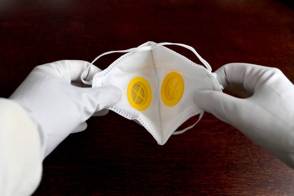​В Прикамье запустили производство масок, которые можно использовать в течение восьми часов