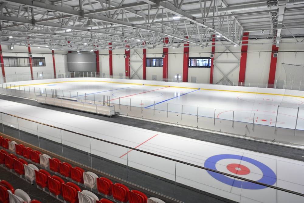 ​Завершено строительство ледовой арены в микрорайоне Ива