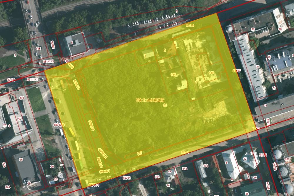 ​Участок с недостроем рядом с Коммунальным мостом планируют вовлечь в оборот