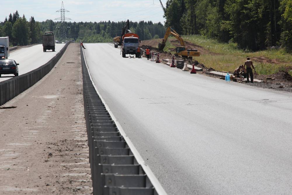 На семи мостах и 13 путепроводах на трассе М-12 в Пермском крае идут подготовительные работы