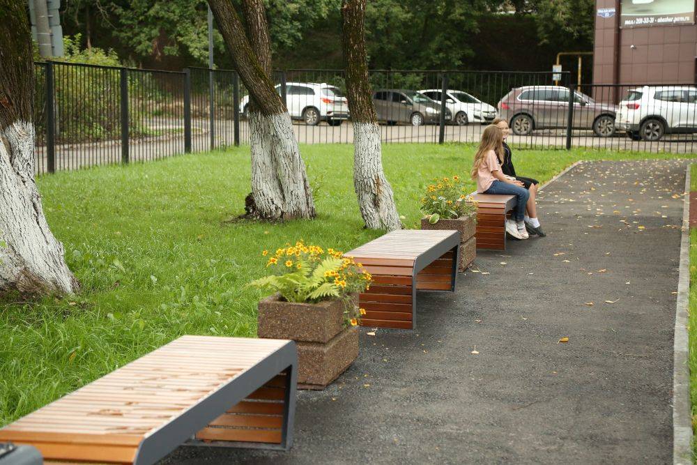 Из сердца школьного двора. В Перми в 2025 году обновили территории 10 учебных учреждений