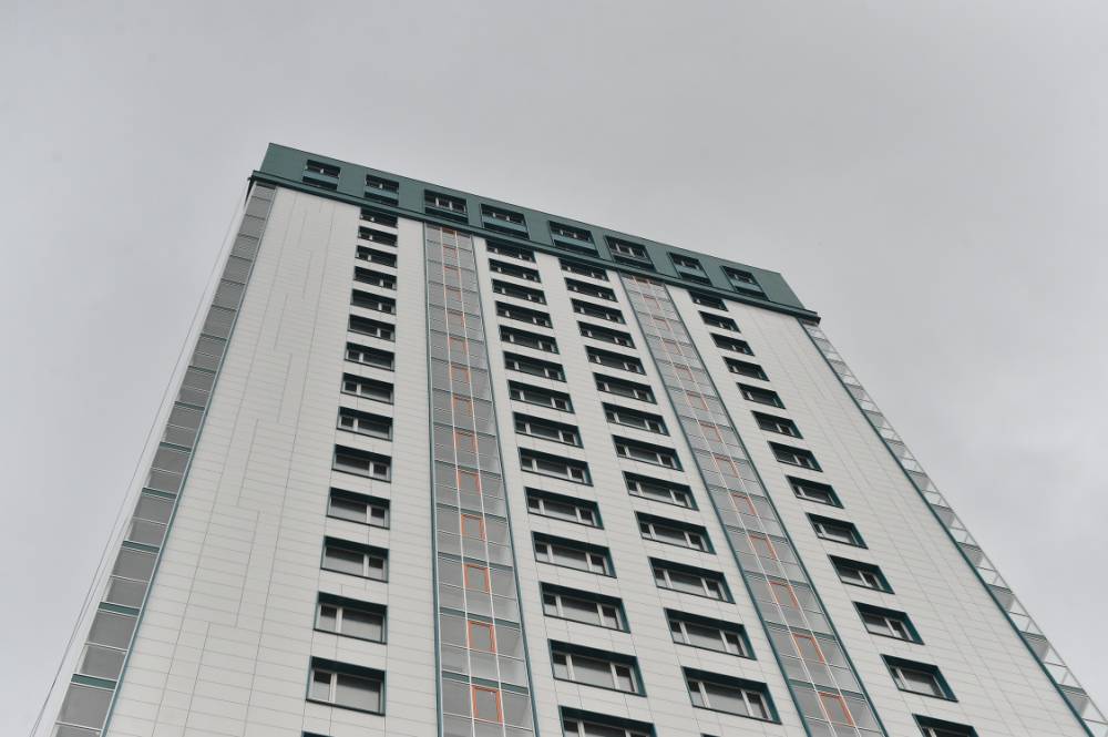 ​Долгострой рядом со Средней дамбой в Перми планируют сдать в августе