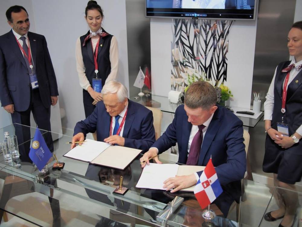 Пермский край и ПАО «Метафракс» подписали контракт о возведении производства параформальдегида