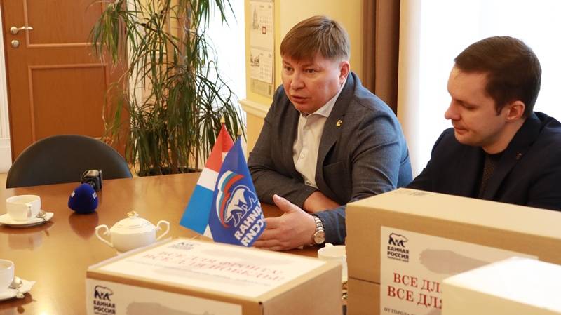 «Единая Россия» объявила о старте акции «Все для фронта, все для Победы!» 