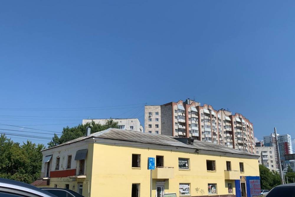 В Перми снесут здание, где раньше работал цифровой супермаркет «Джей»