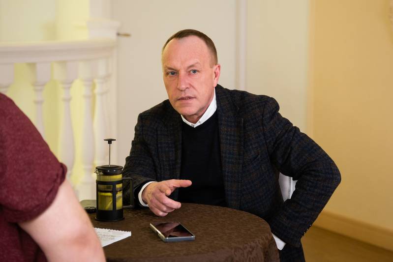 ​Комплексность, драйверы и домашний уют. Большое интервью с Анатолием Маховиковым