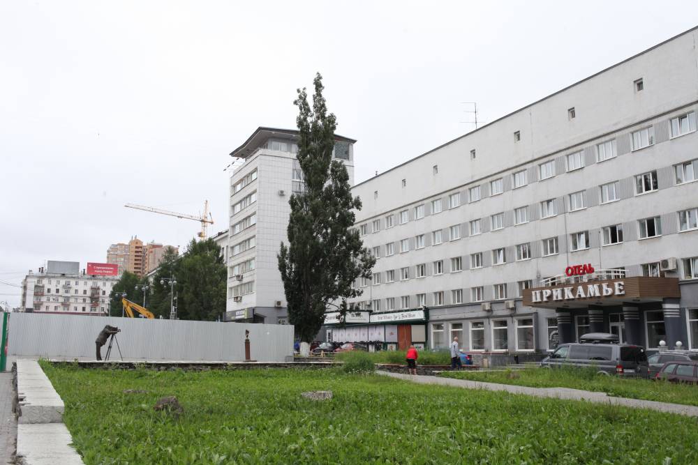 ​Администрация Перми через суд пытается изъять участок около отеля «Прикамье»