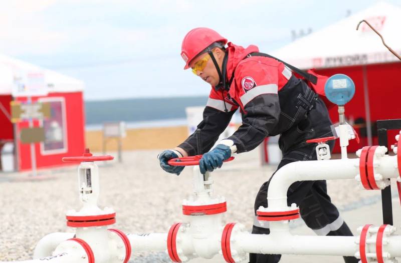 ​В Лукойл-Пермь определили лучших по профессии 