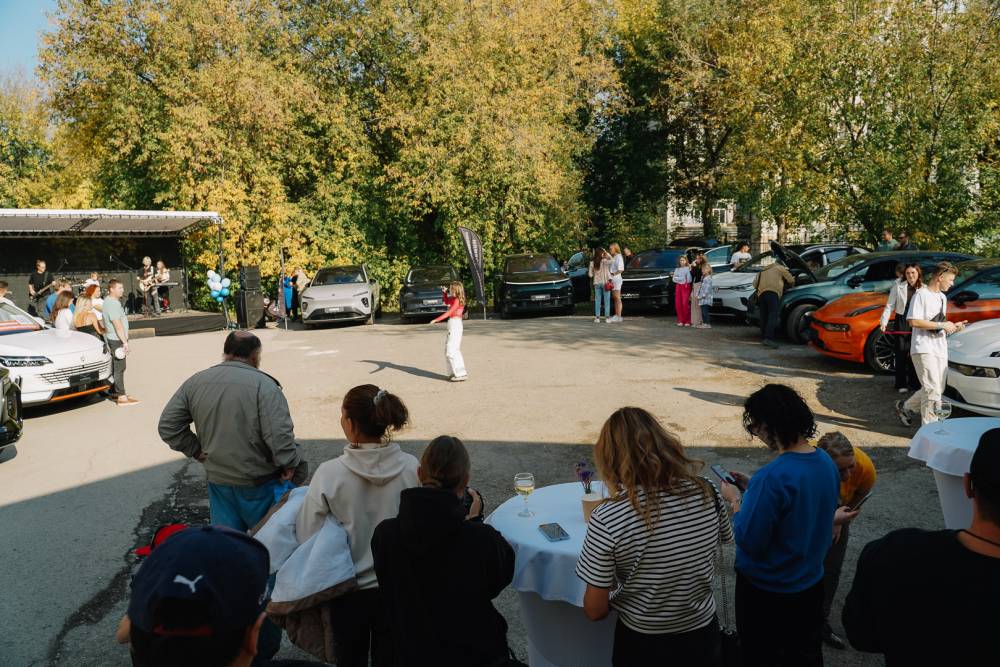 ​Зарядить рынок. История компании, развивающей зарядную инфраструктуру для электрокаров