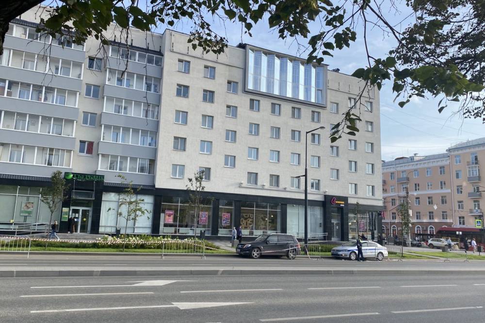 ​В Перми за 180,5 млн рублей продается помещение, где расположено отделение банка «Клюква»