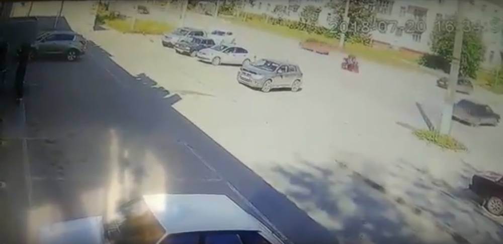 ДТП с участием мотоциклиста в Пермском крае попало на видео