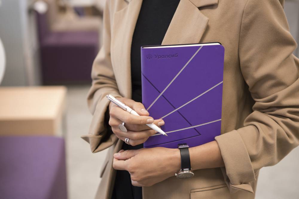 Банк Уралсиб завершил выплату страхового возмещения клиентам КИВИ Банка