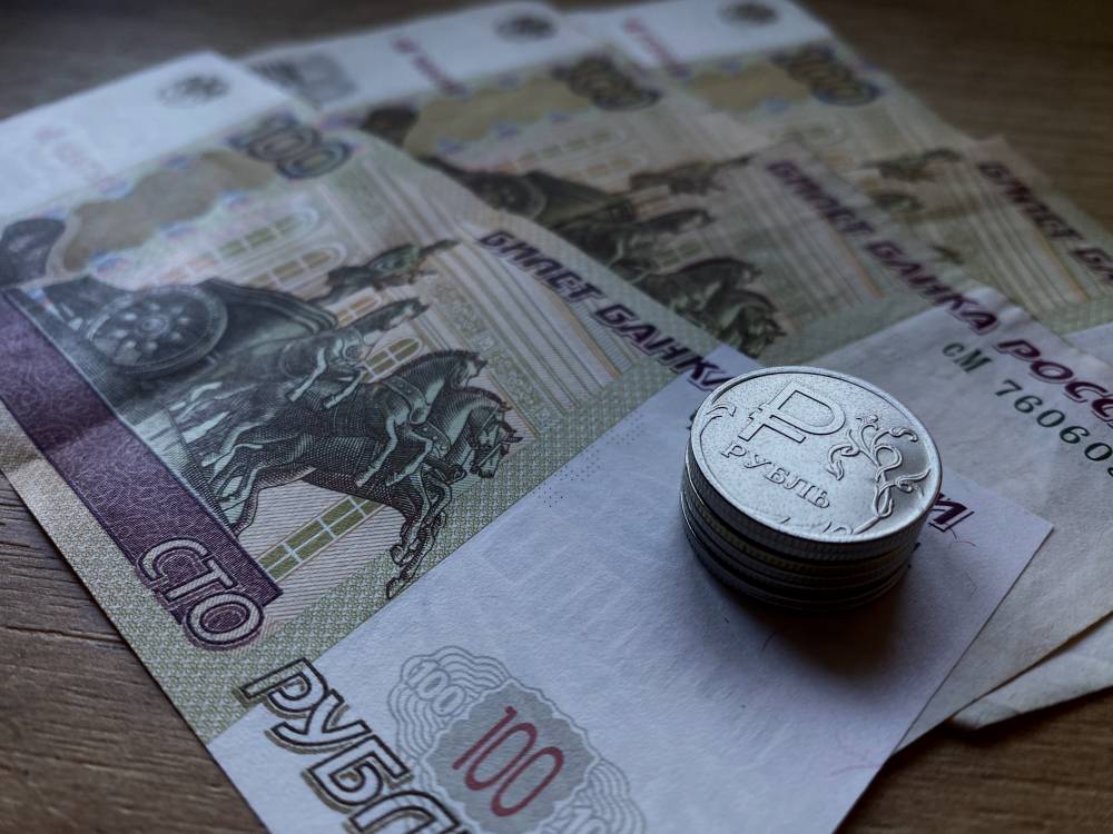 ​Банк России повысил ключевую ставку до 15 %