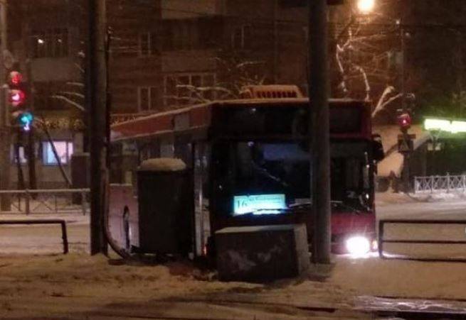 В Перми произошло несколько аварий с участием маршрутных автобусов
