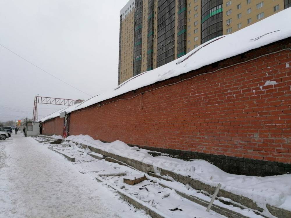 В центре Перми сносят торговые павильоны