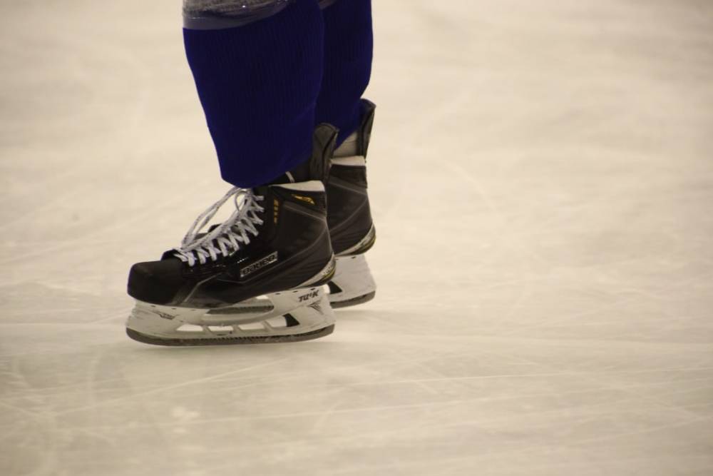 ​В Кировском районе Перми завершается строительство крытой ледовой арены