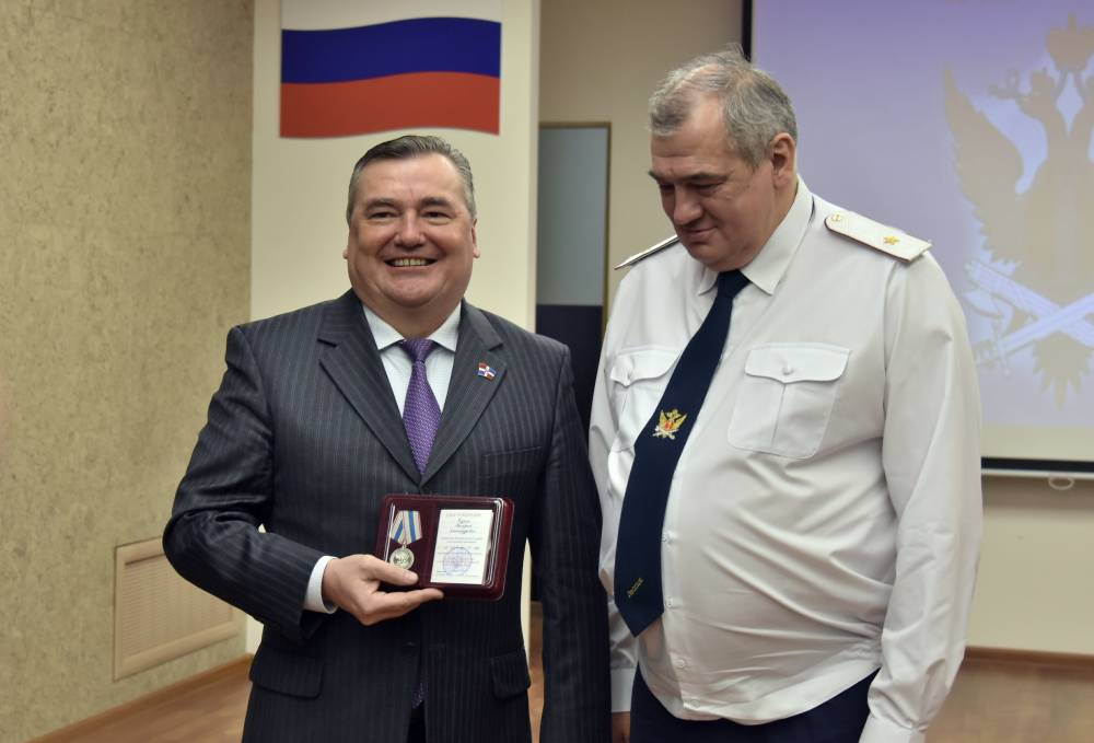 ​Спикер краевого парламента Валерий Сухих отмечен медалью ФСИН России 