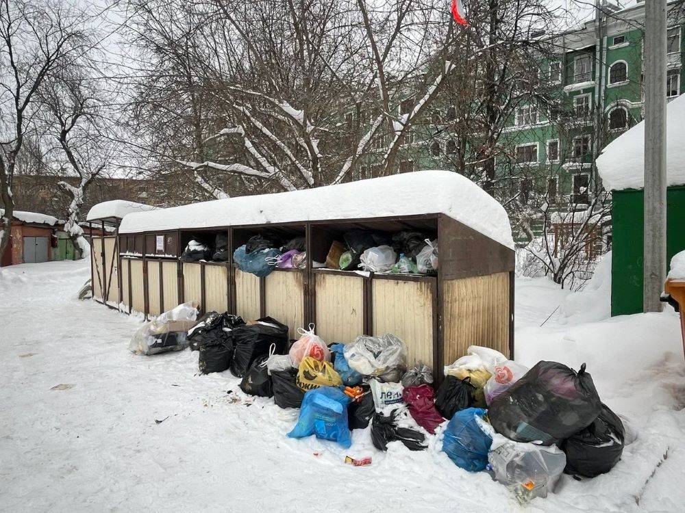 Энергетики выявили установленный с нарушениями киоск у «Дома ученых» в Перми