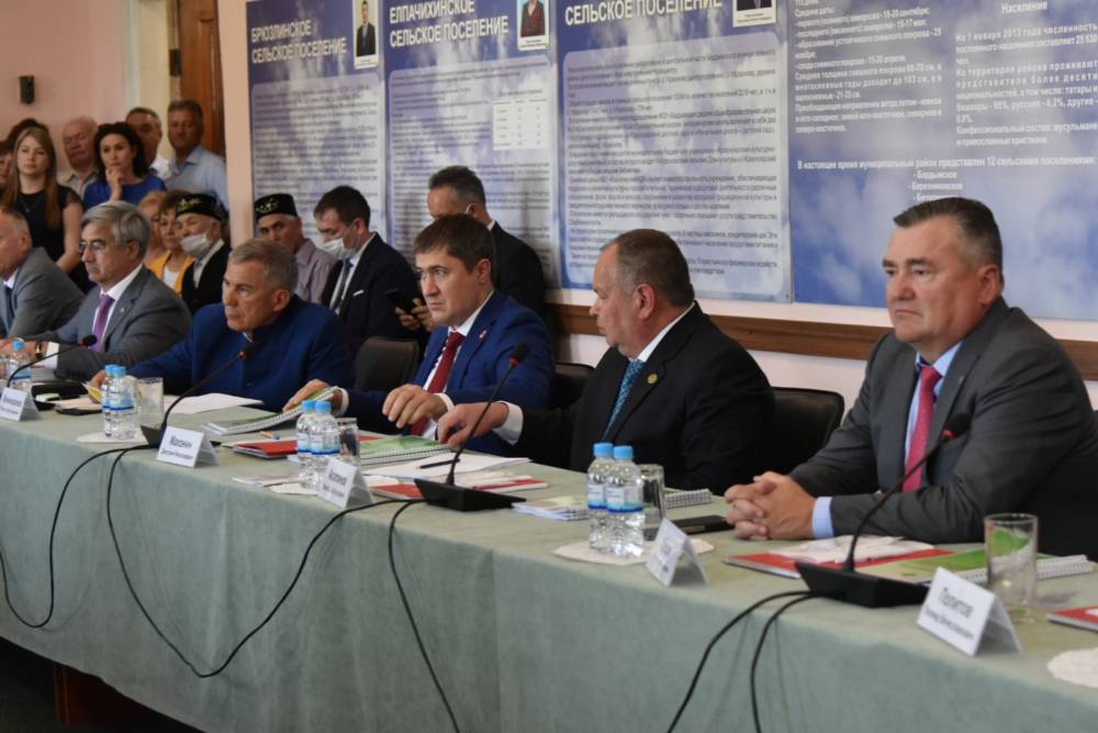 ​Валерий Сухих: «Соглашение с Татарстаном – важный шаг в укреплении межрегиональных связей»